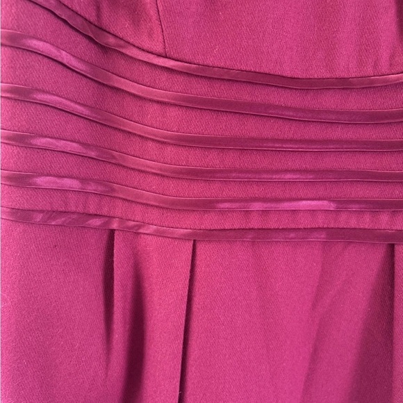 Banana Republic Women's Sheath Dress Sleeveless Wool Blend- Dark Purple Size 8 - Picture 2 of 5
